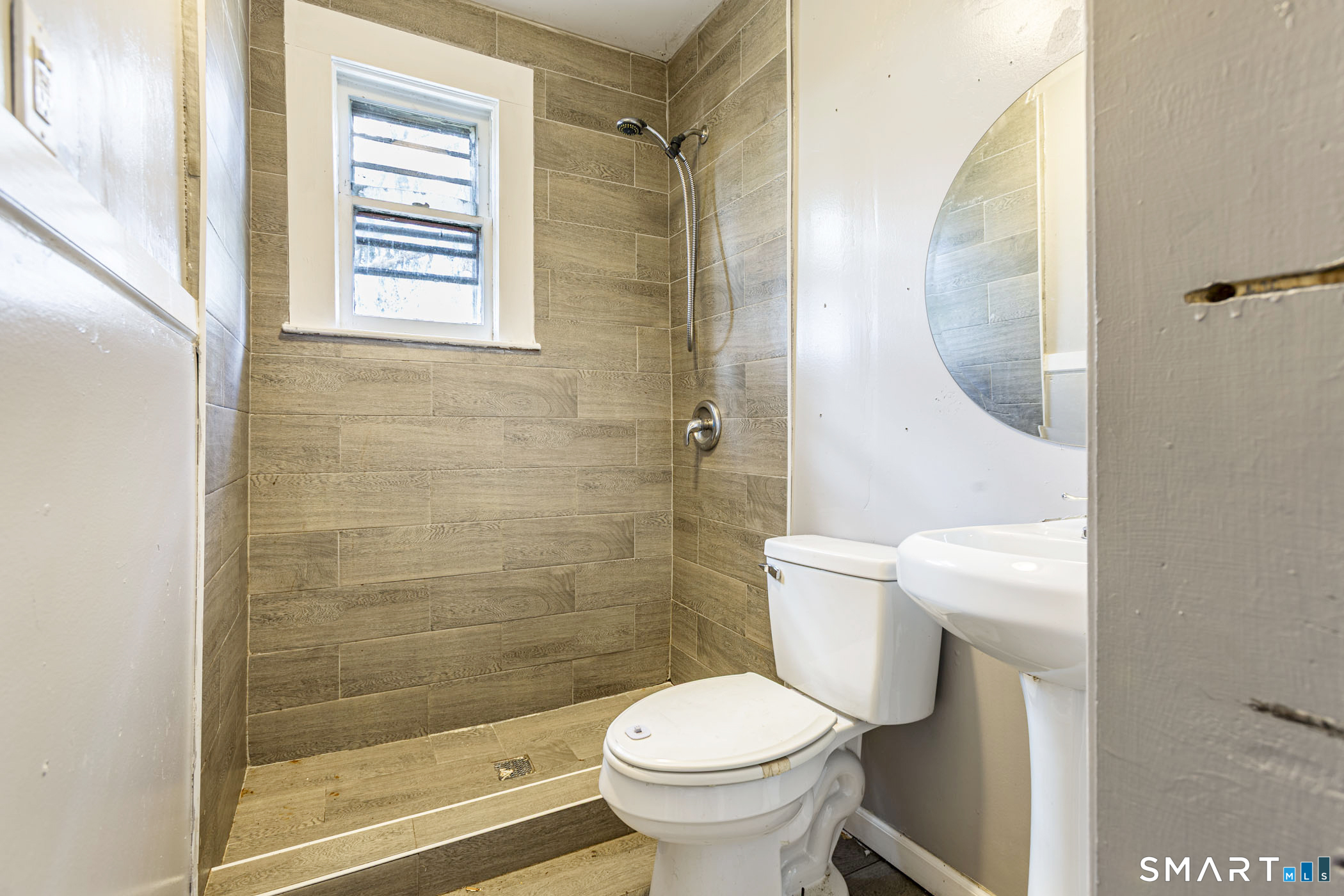 17 Hawthorne Terrace Torrington CT 06790