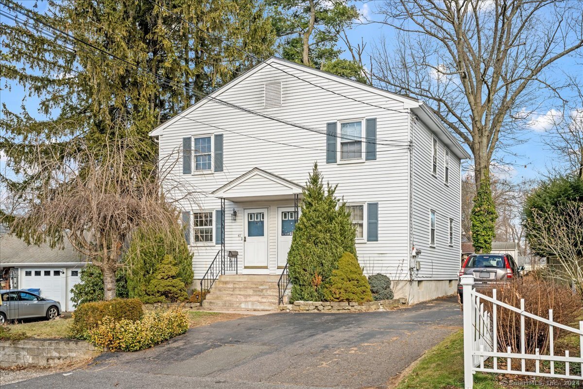 39 Packard Street Manchester CT 06040
