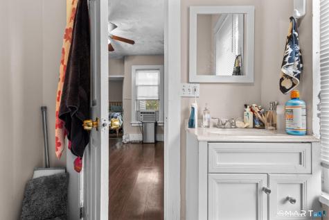 51 Cliff Street Norwich CT 06360