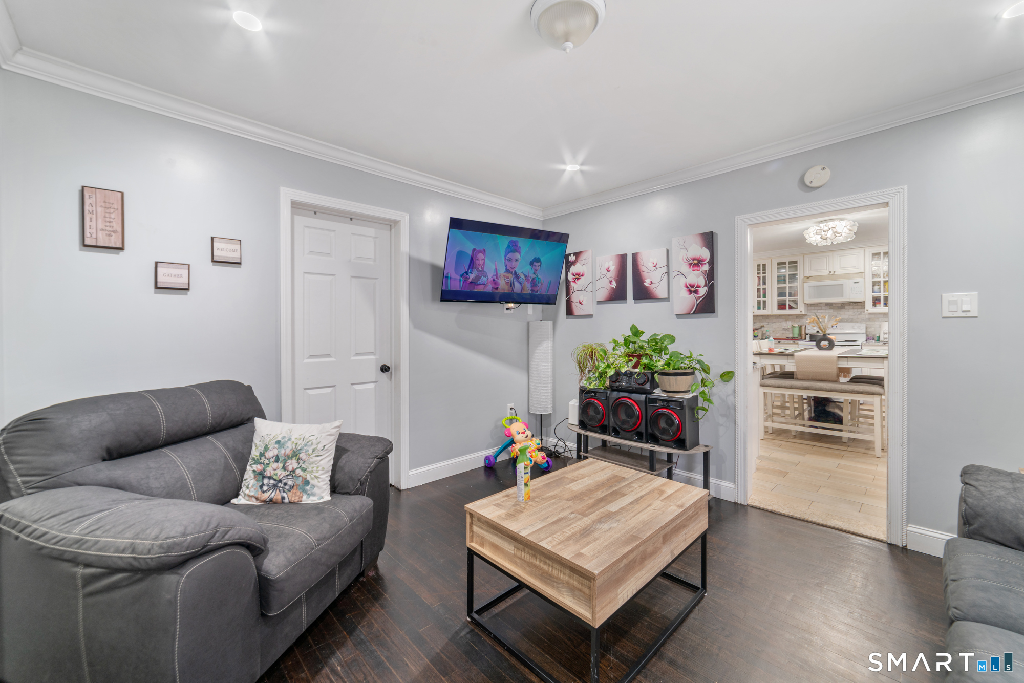 23 James Street Waterbury CT 06708