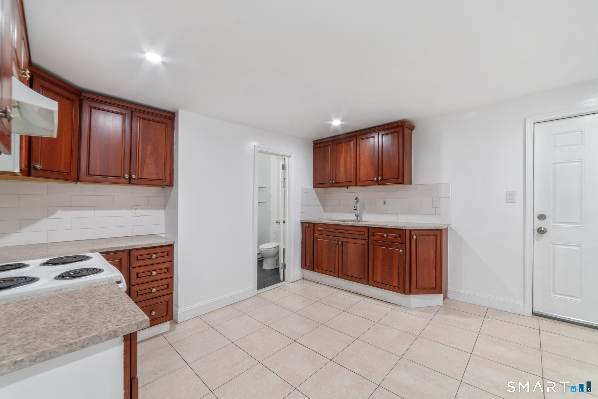 23 James Street Waterbury CT 06708
