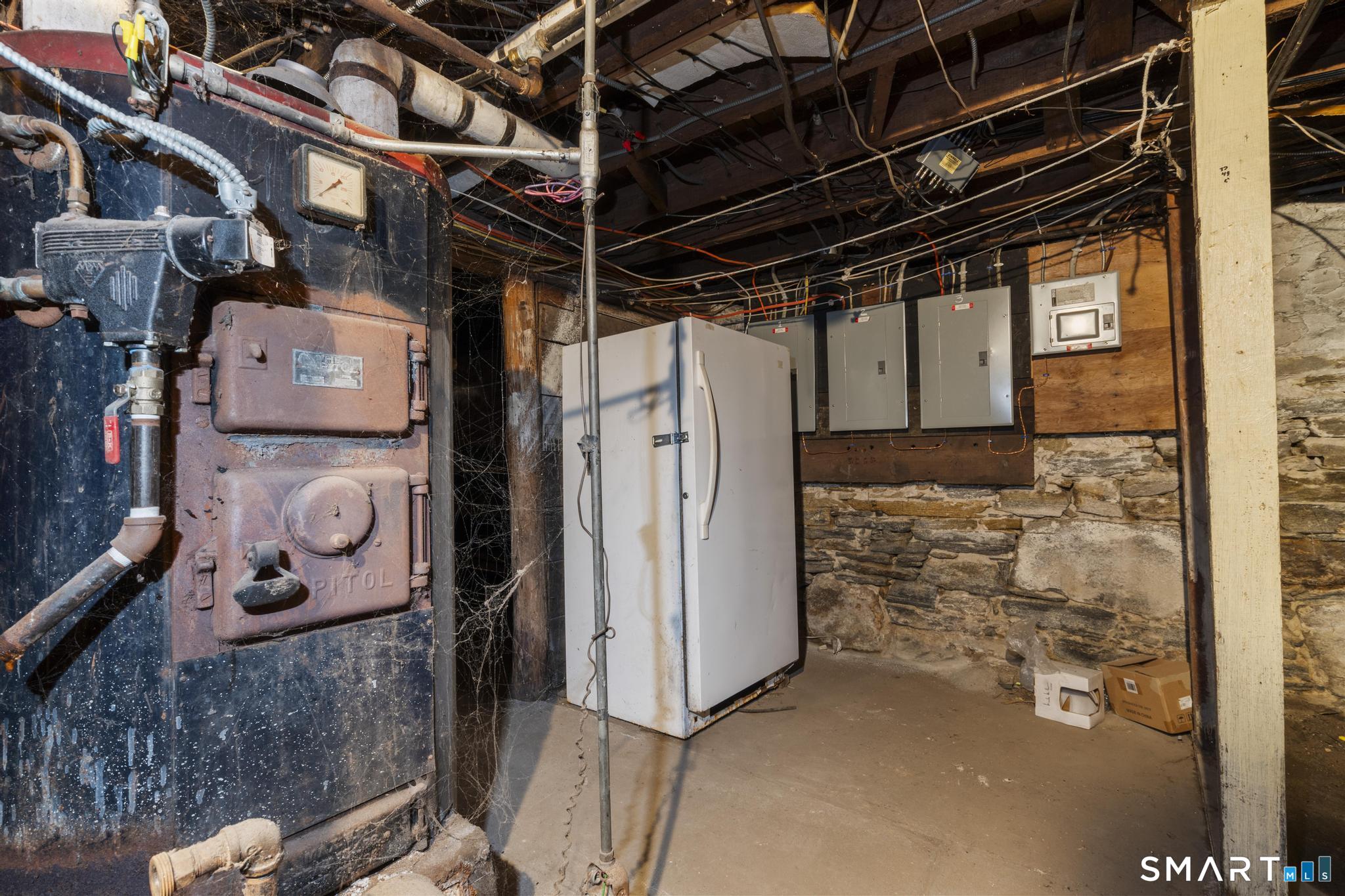 21 Lewiston Avenue Windham CT 06226