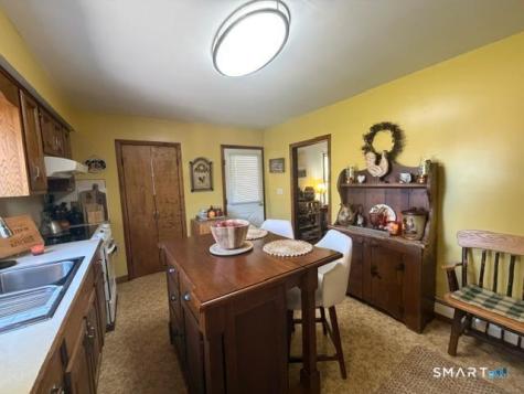 54 Woodside Avenue Seymour CT 06483