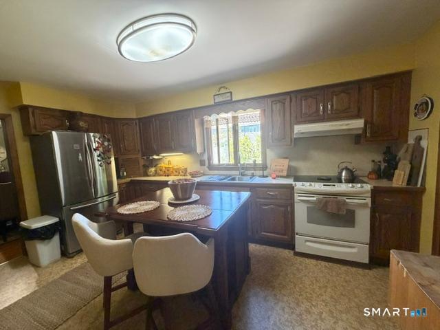 54 Woodside Avenue Seymour CT 06483