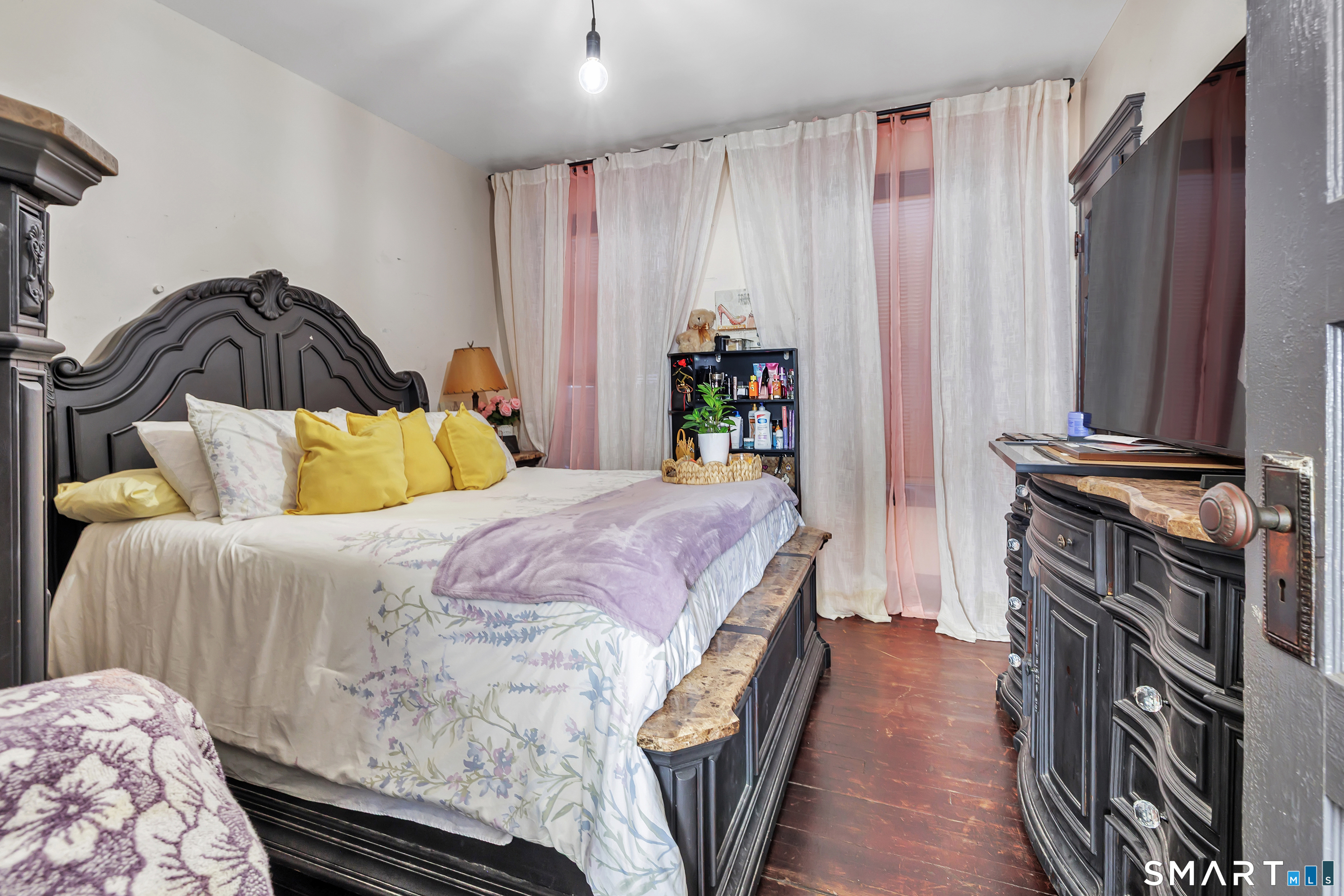 619 Brooks Street Bridgeport CT 06608
