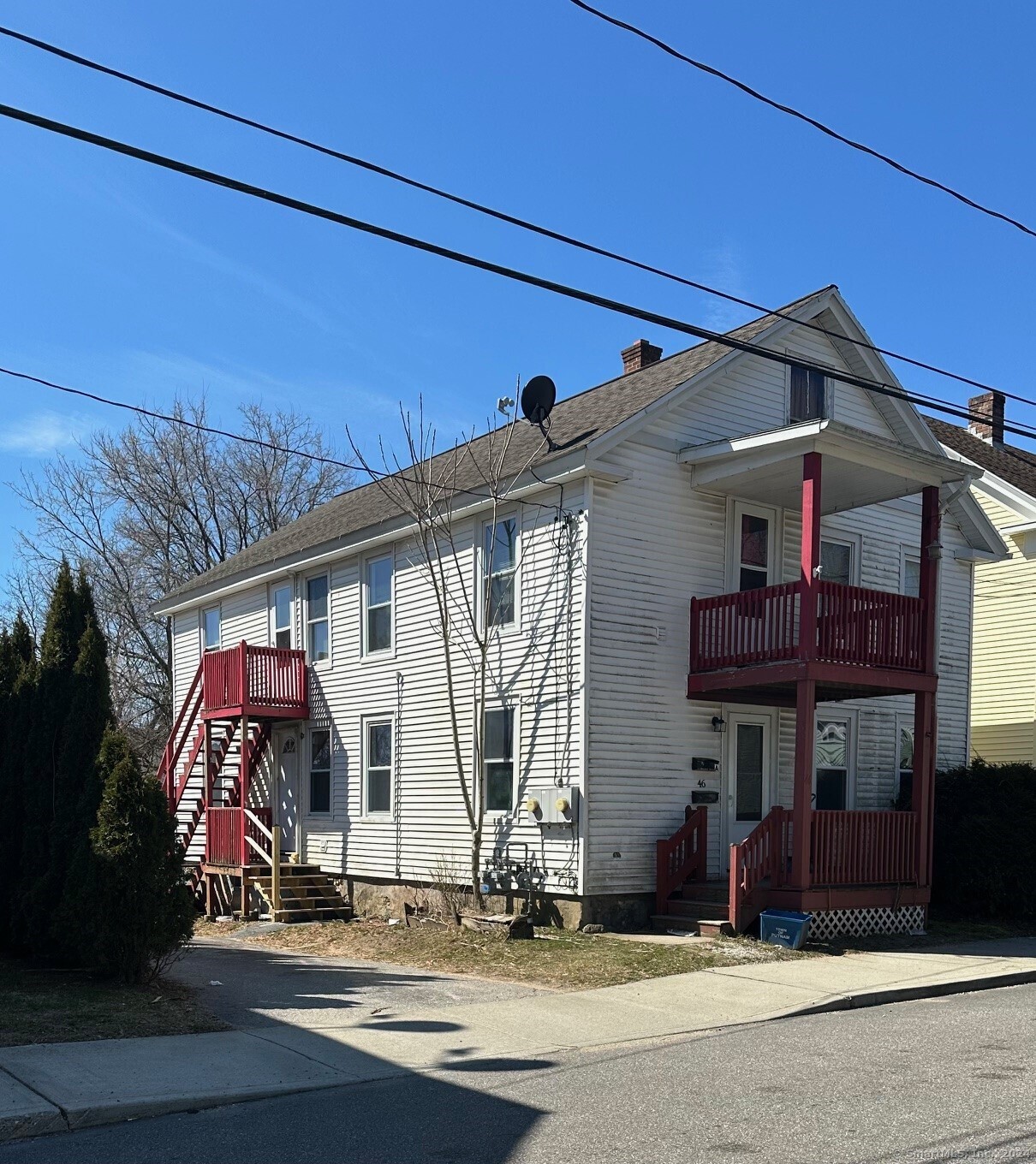 46 Smith Street Putnam CT 06260