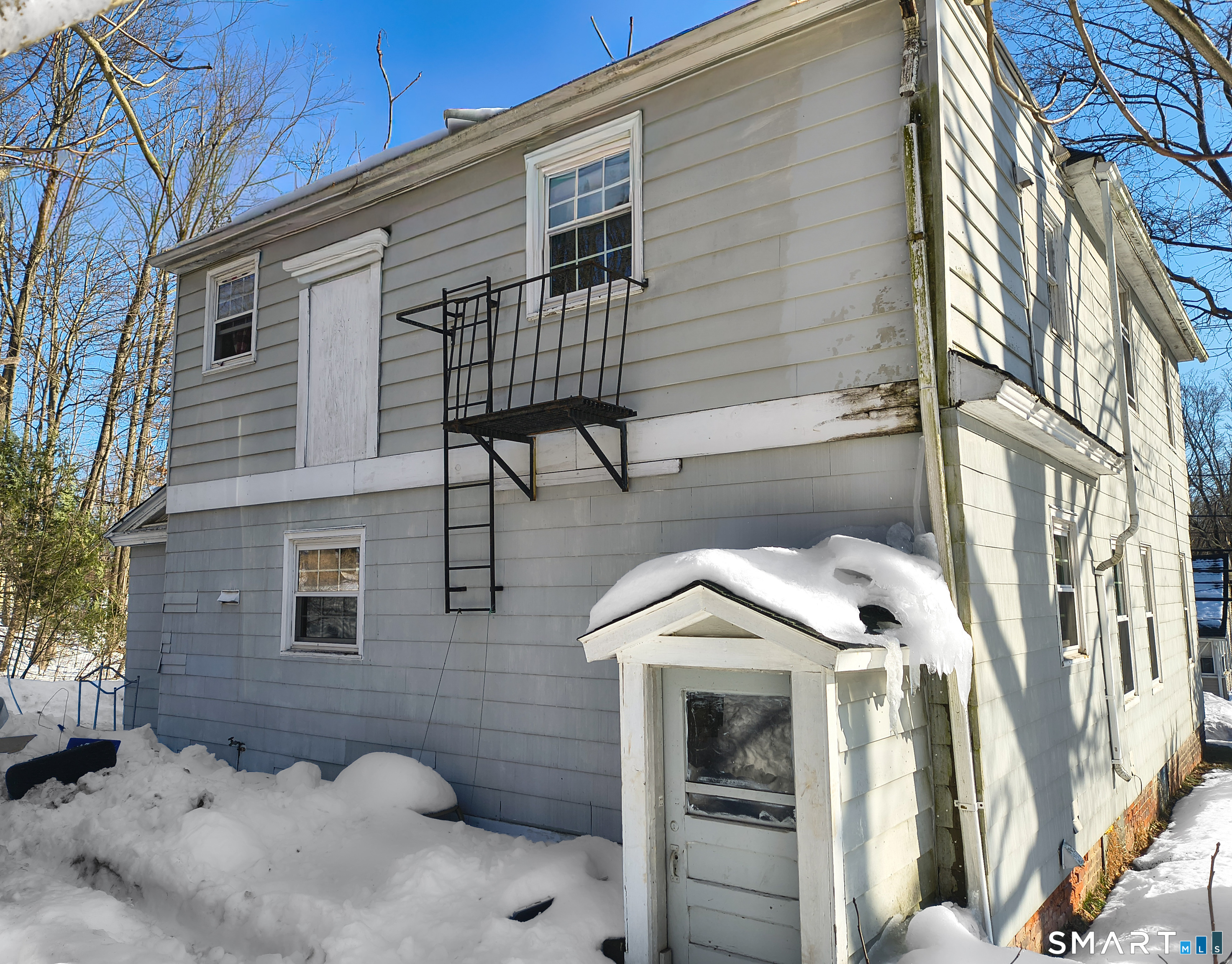 70 Walnut Street Putnam CT 06260