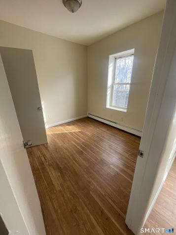 1804 Barnum Avenue Bridgeport CT 06610