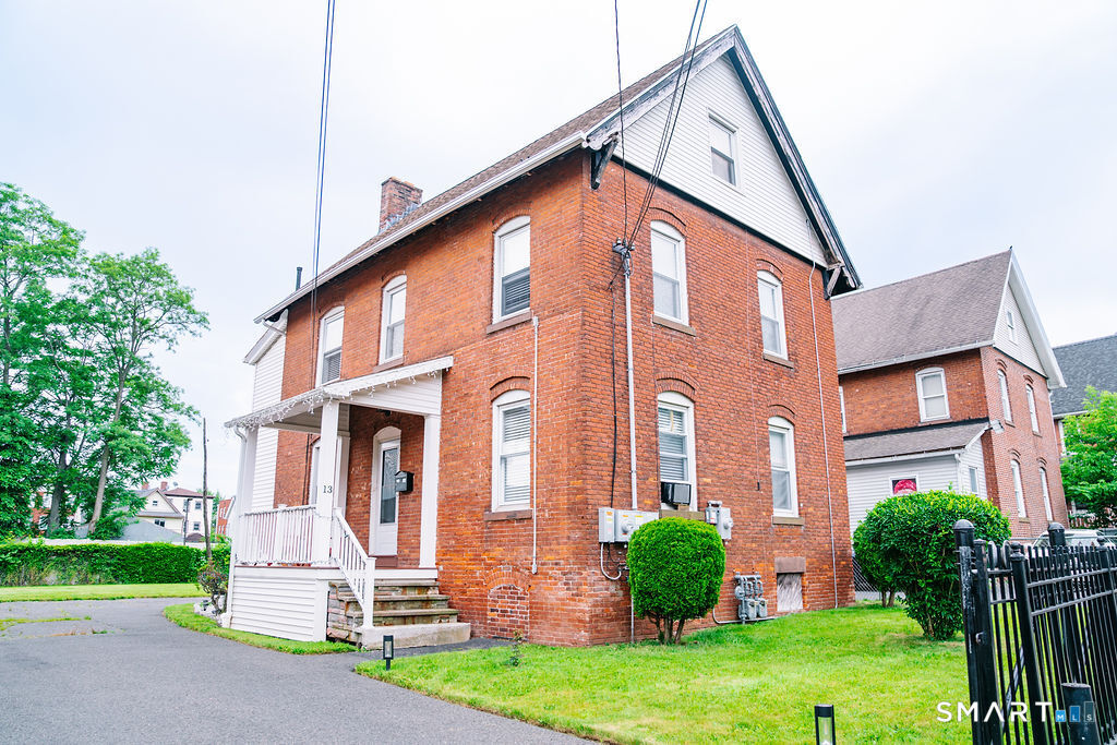 13 Warner Street Hartford CT 06114