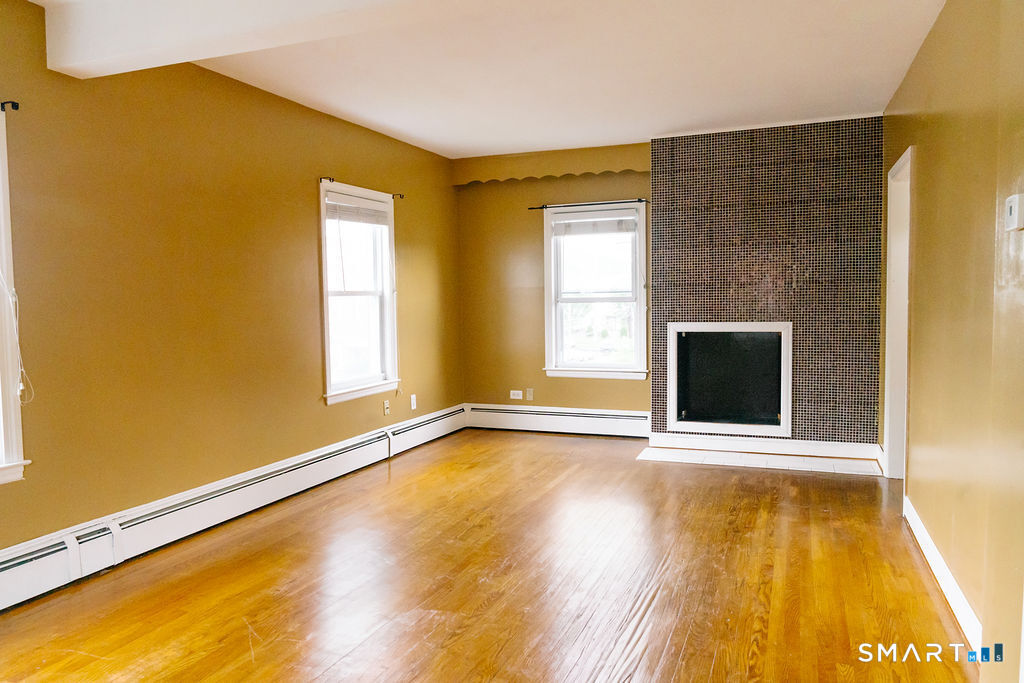13 Warner Street Hartford CT 06114