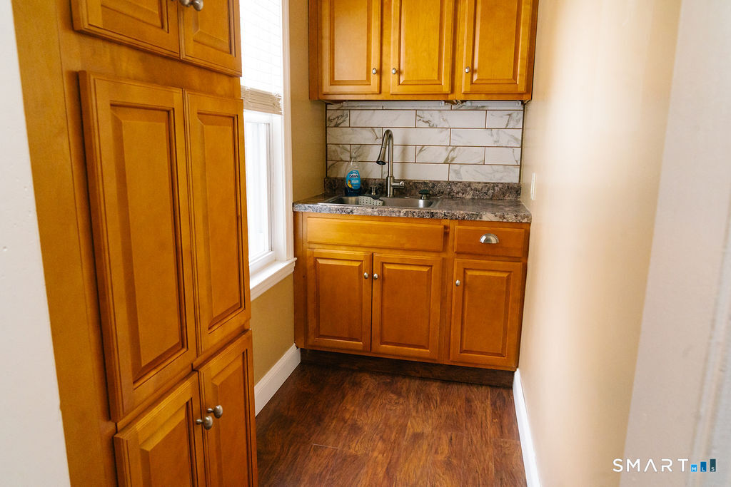 13 Warner Street Hartford CT 06114