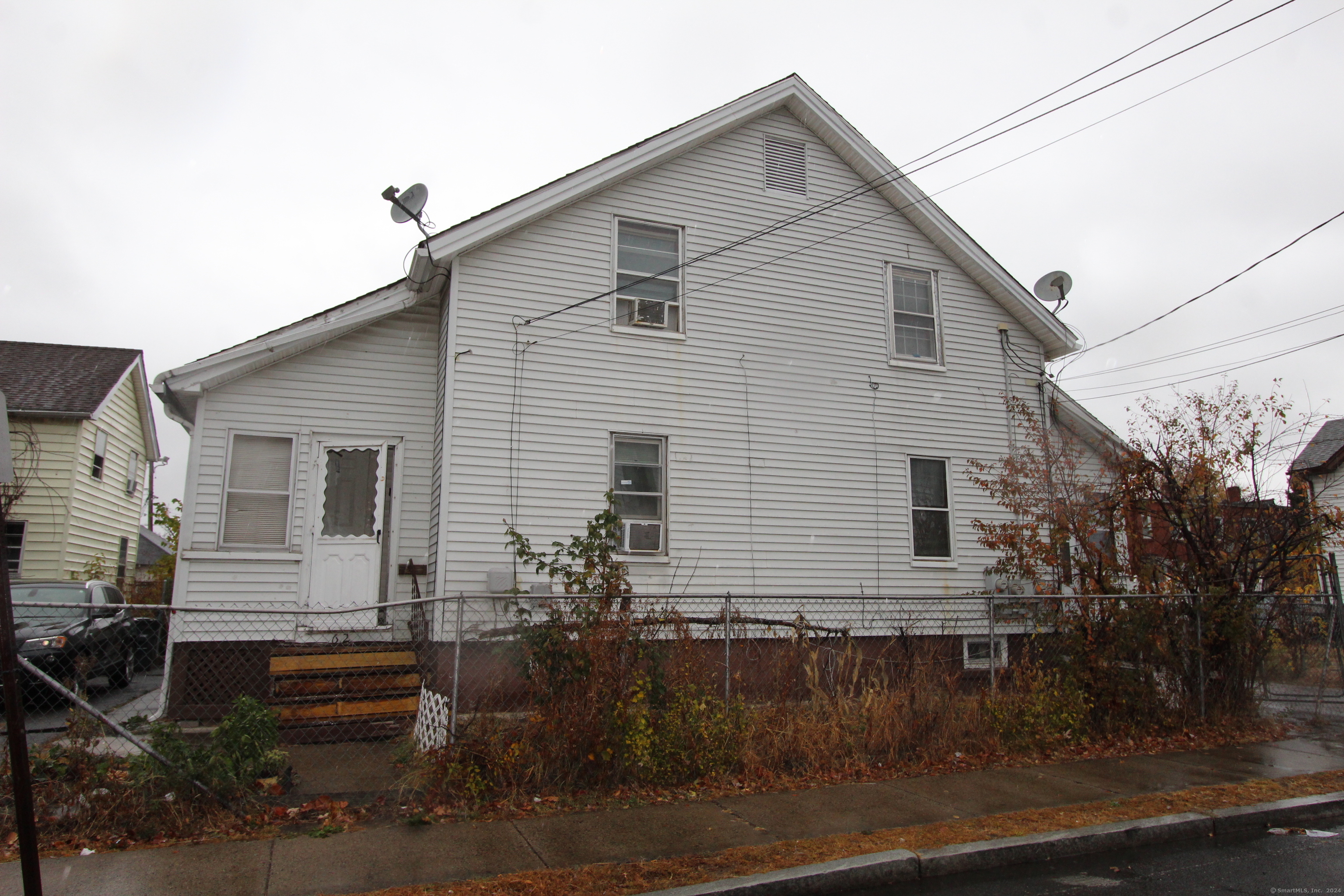 60-62 Bliss Street Hartford CT 06114