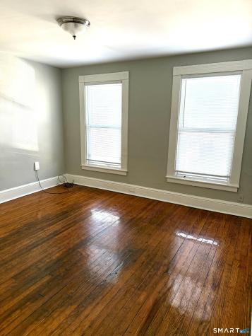 76 3RD Street New Haven CT 06519