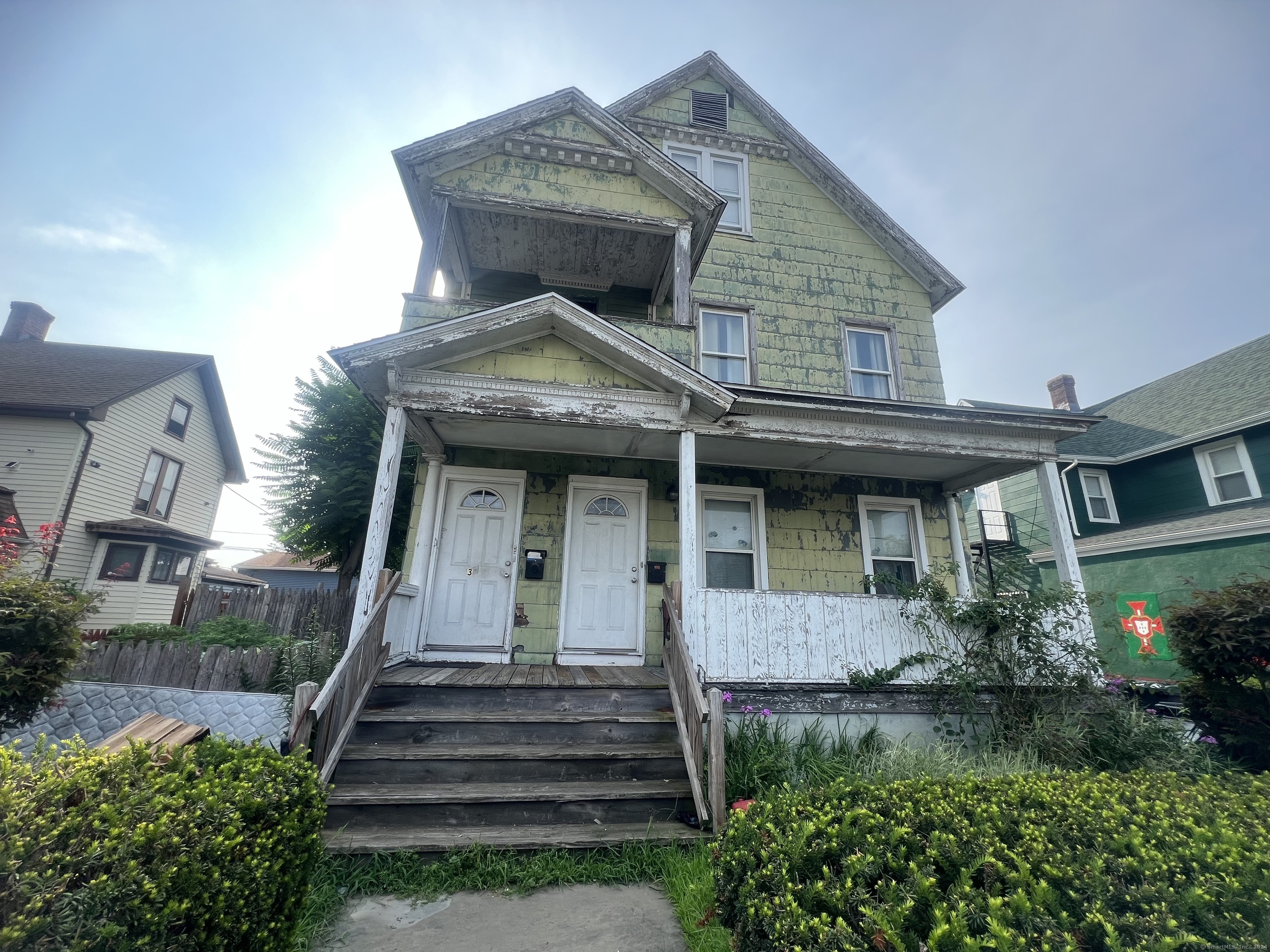 32-34 New Park Avenue Hartford CT 06106