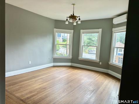 142 Broad Street Norwich CT 06360