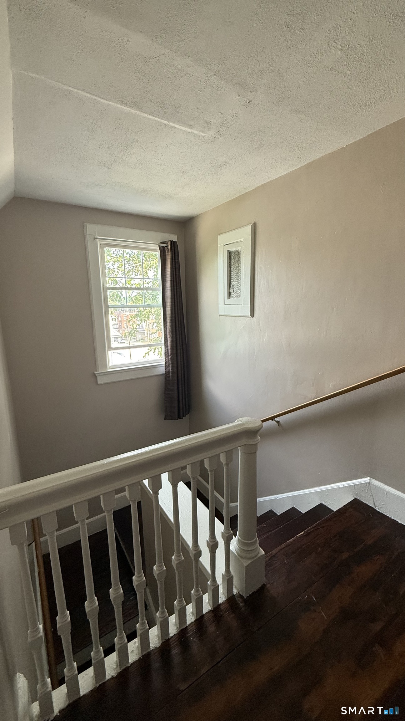 53 Montauk Avenue New London CT 06320