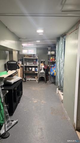 53 Montauk Avenue New London CT 06320