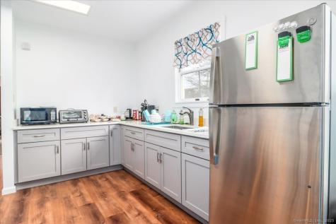 14 Elm Street New Milford CT 06776