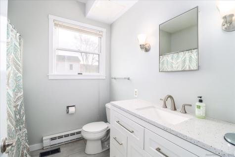 14 Elm Street New Milford CT 06776