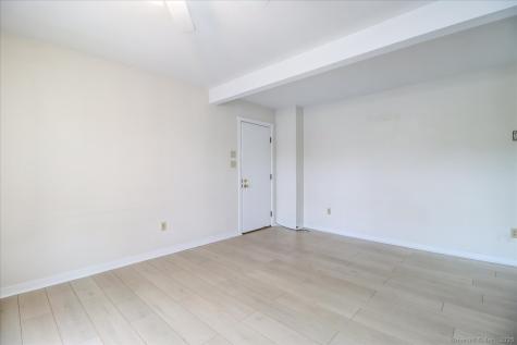 14 Elm Street New Milford CT 06776