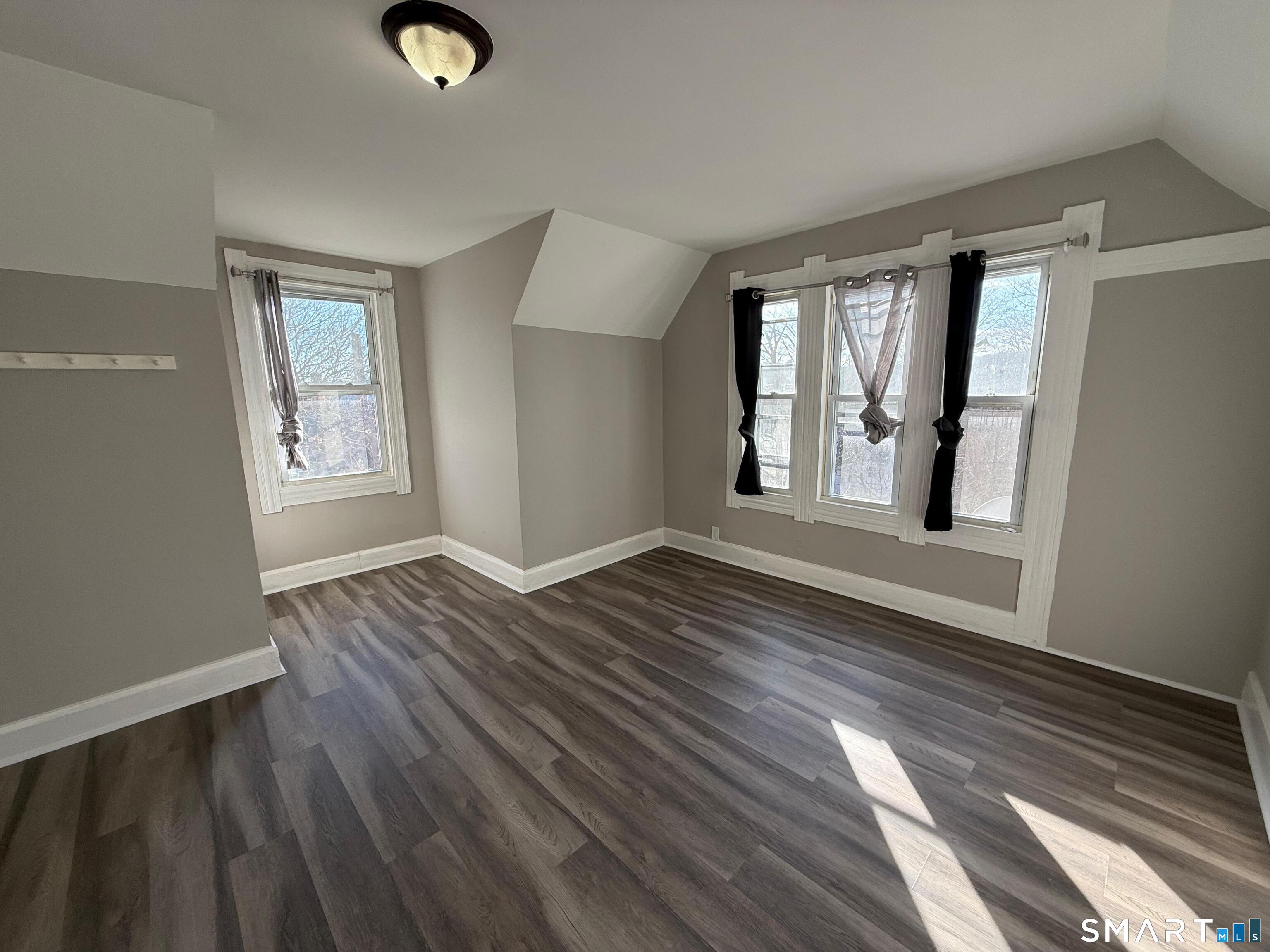 16 Fairview Street Waterbury CT 06710