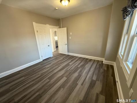 16 Fairview Street Waterbury CT 06710