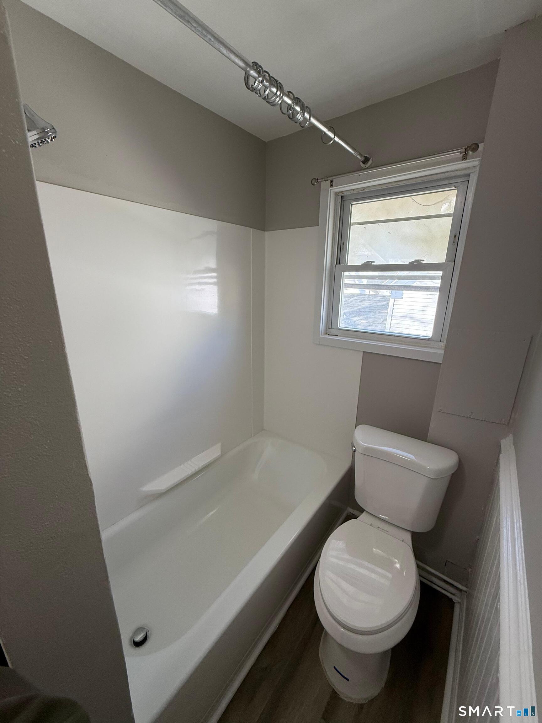 16 Fairview Street Waterbury CT 06710