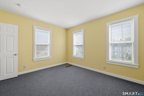 17 Lake Avenue Danbury CT 06810