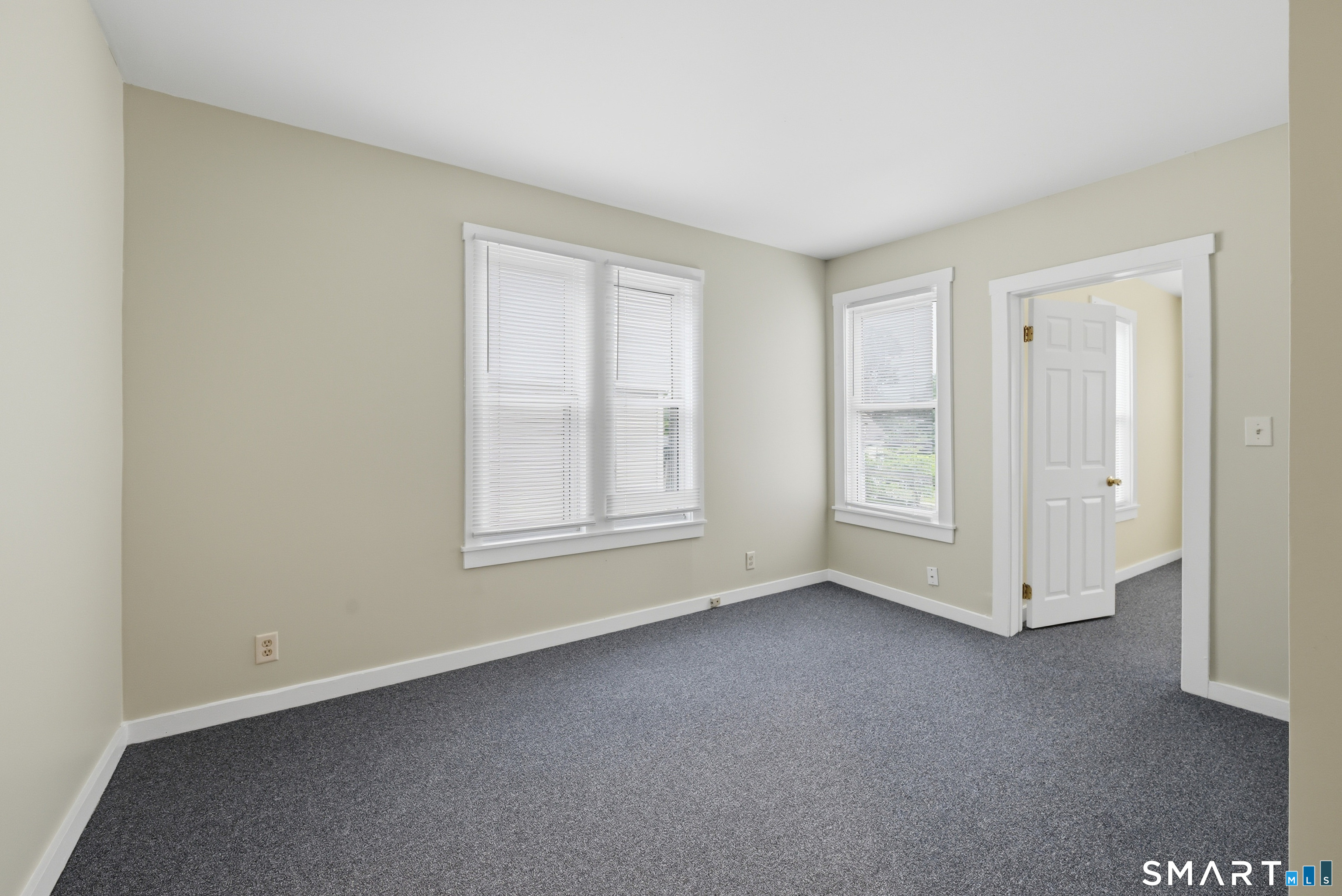 17 Lake Avenue Danbury CT 06810