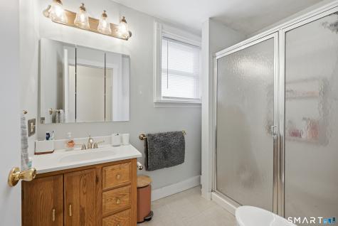 17 Lake Avenue Danbury CT 06810
