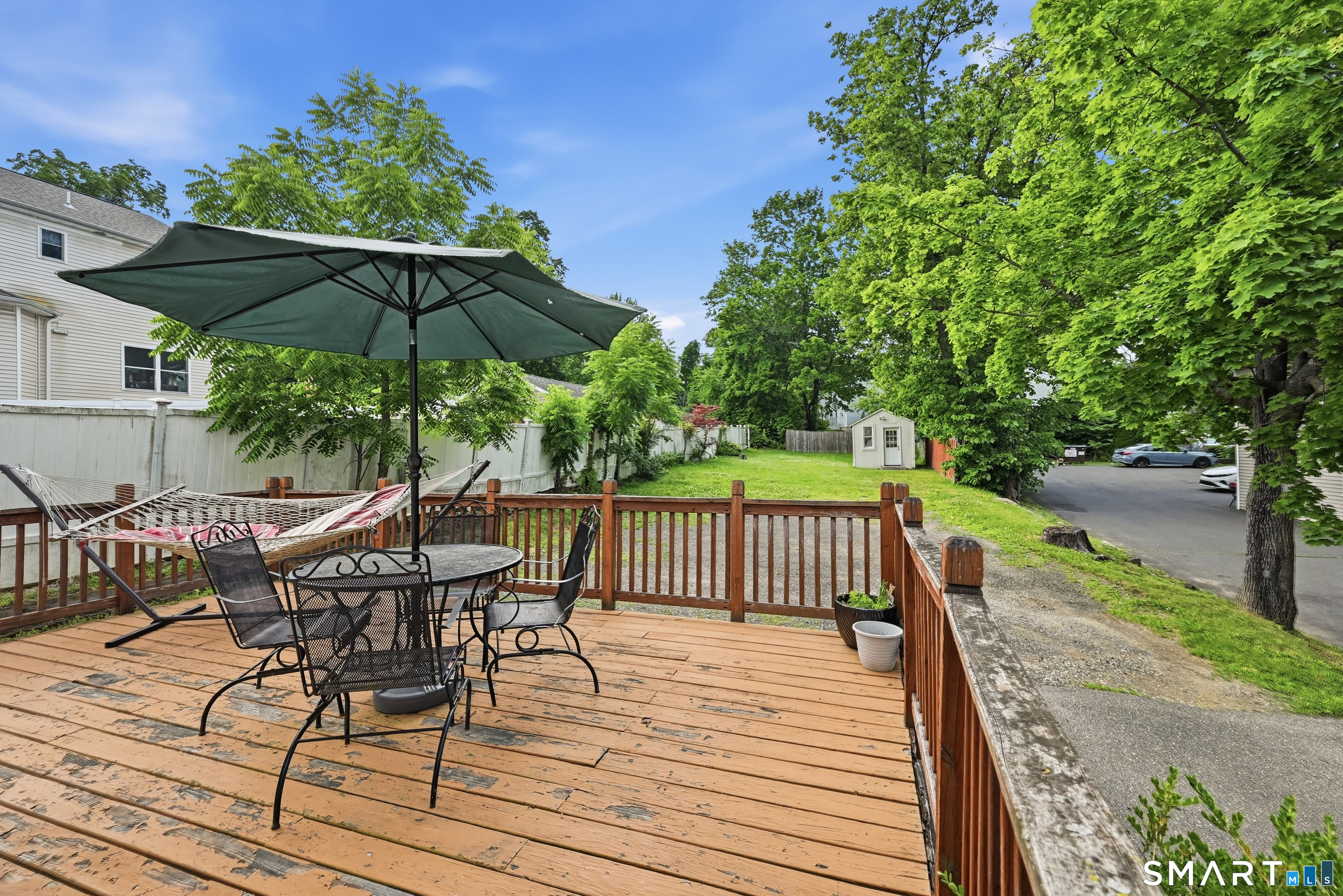 17 Lake Avenue Danbury CT 06810