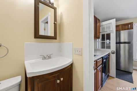 17 Lake Avenue Danbury CT 06810