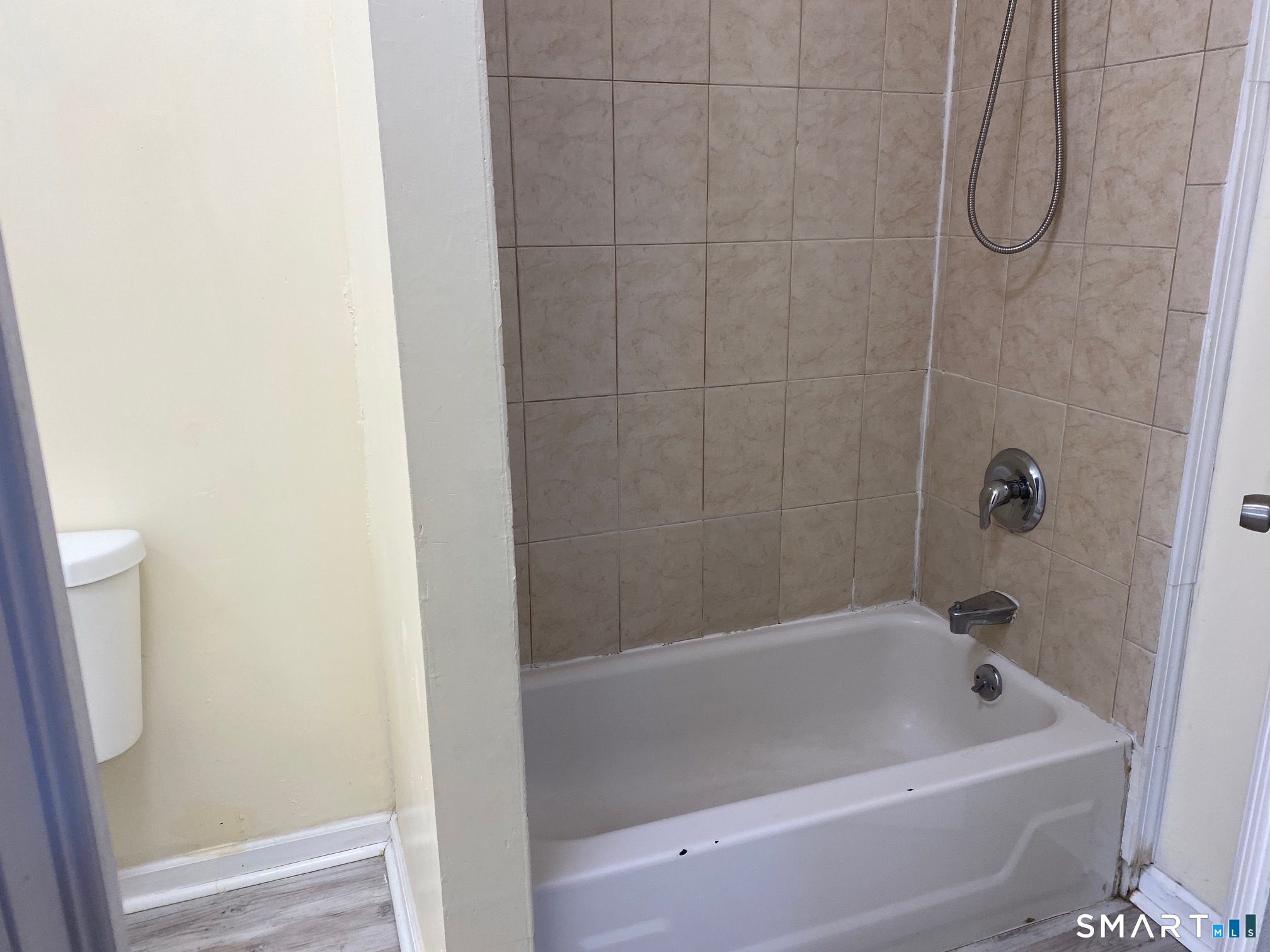 134 Chestnut Avenue Waterbury CT 06710