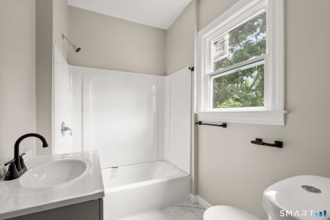 94 Thomas Street West Haven CT 06516
