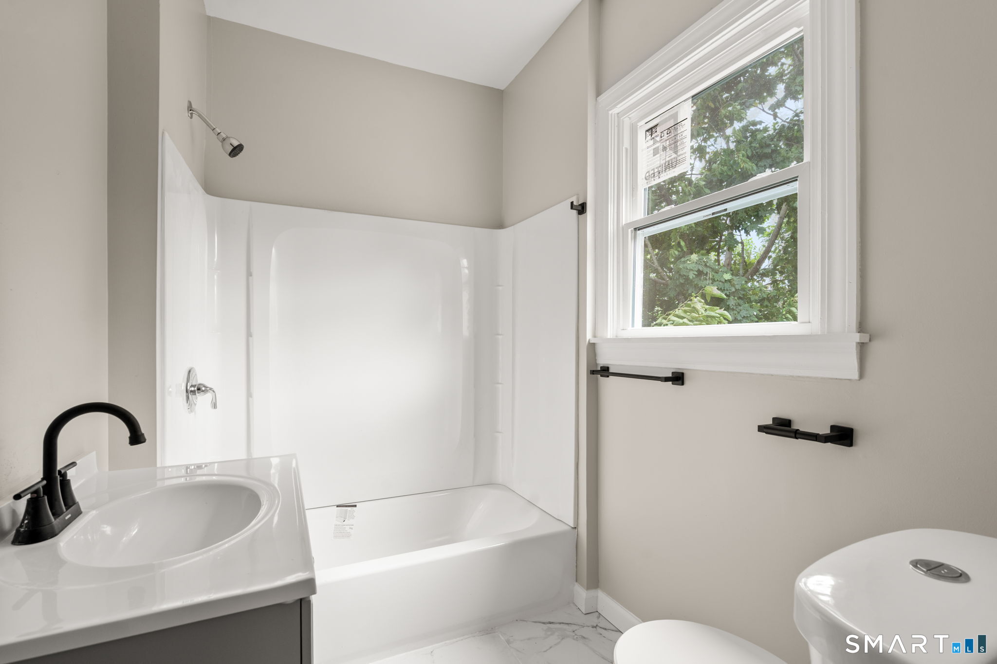 94 Thomas Street West Haven CT 06516