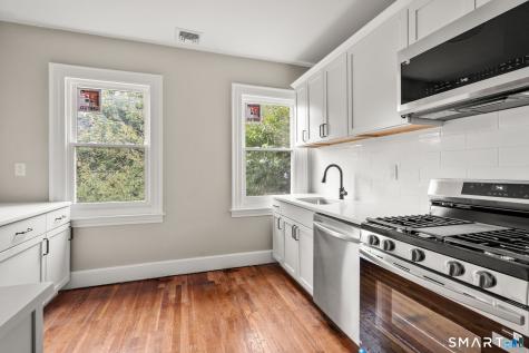 94 Thomas Street West Haven CT 06516