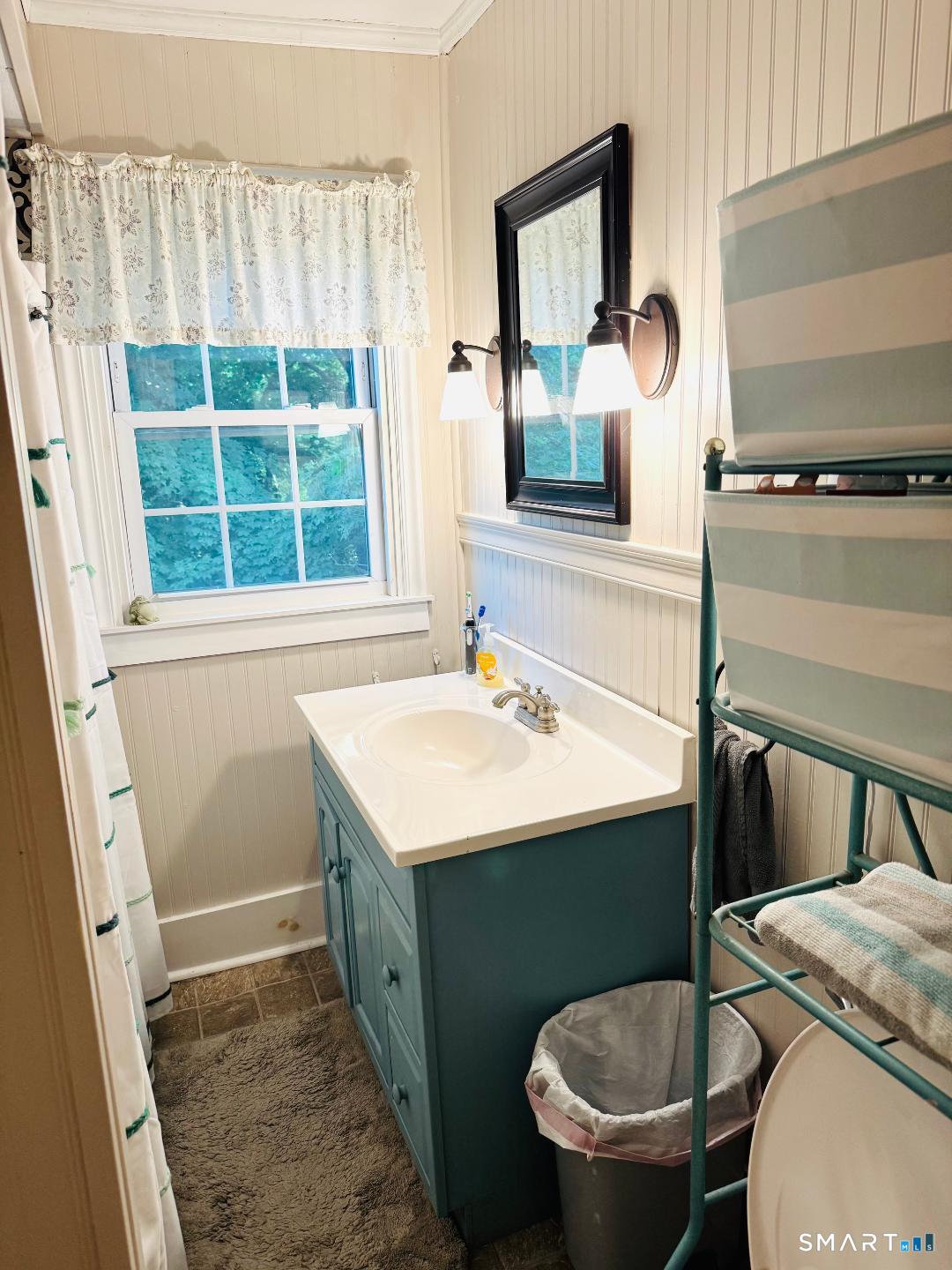 34 Woodstock Road Pomfret CT 06259