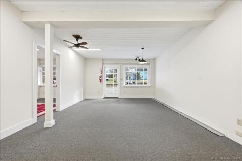 33 Deep River Road Essex CT 06409