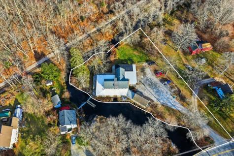 33 Deep River Road Essex CT 06409