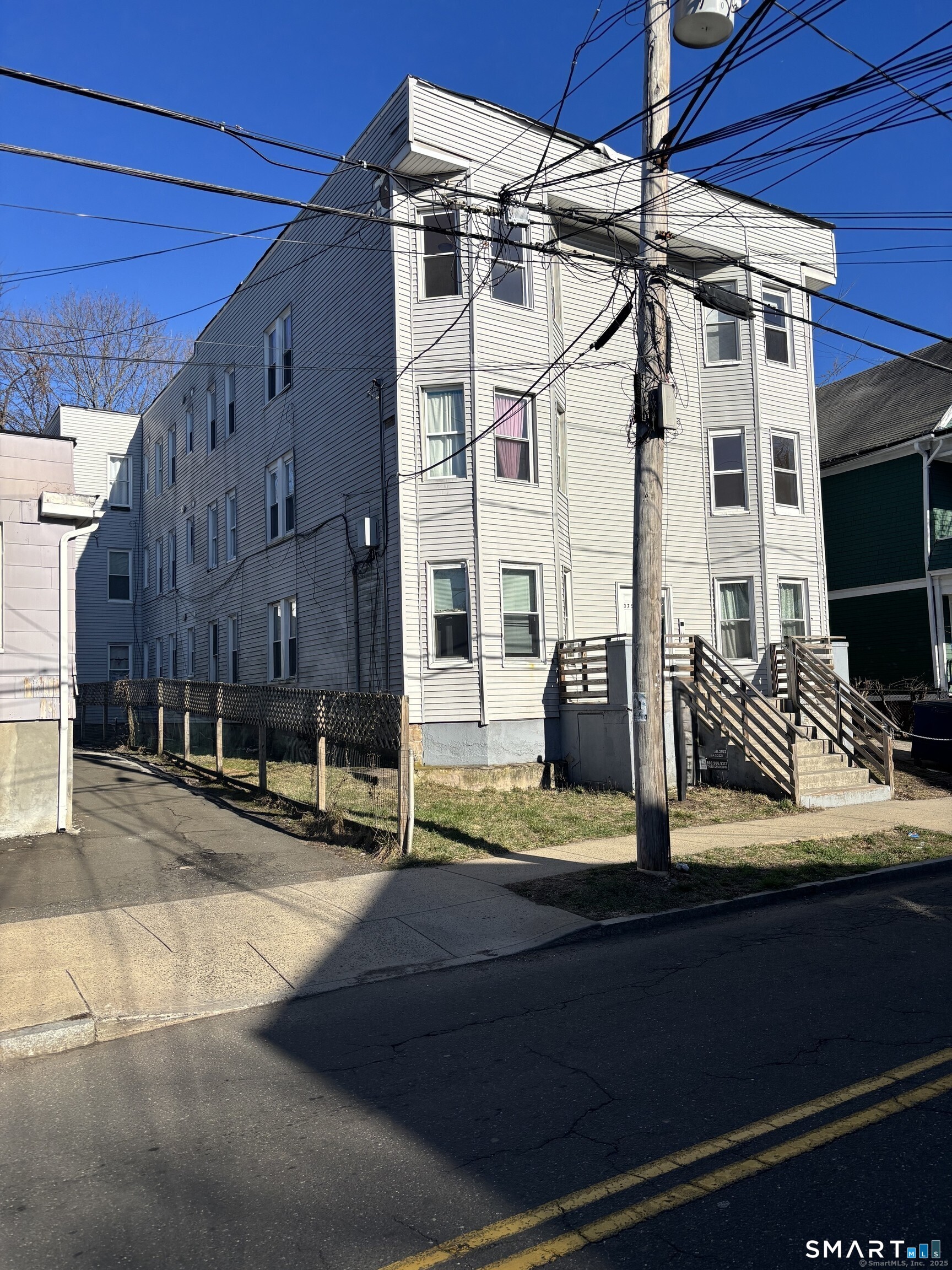 373 Blatchley Avenue New Haven CT 06513