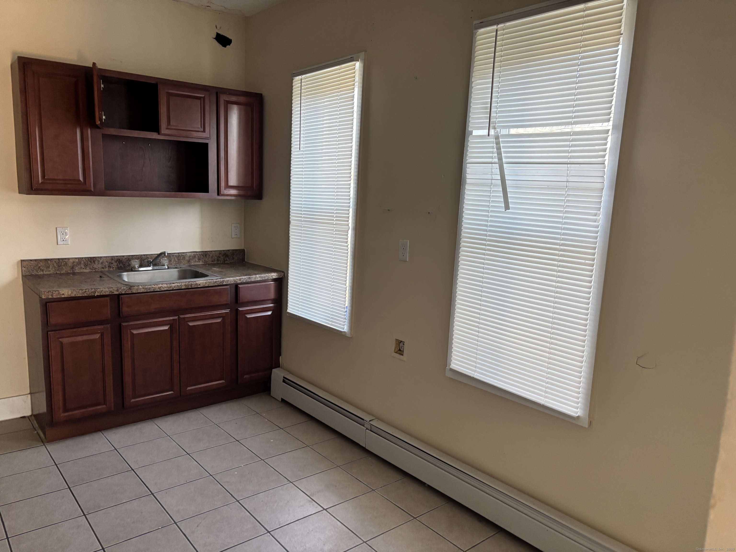 373 Blatchley Avenue New Haven CT 06513