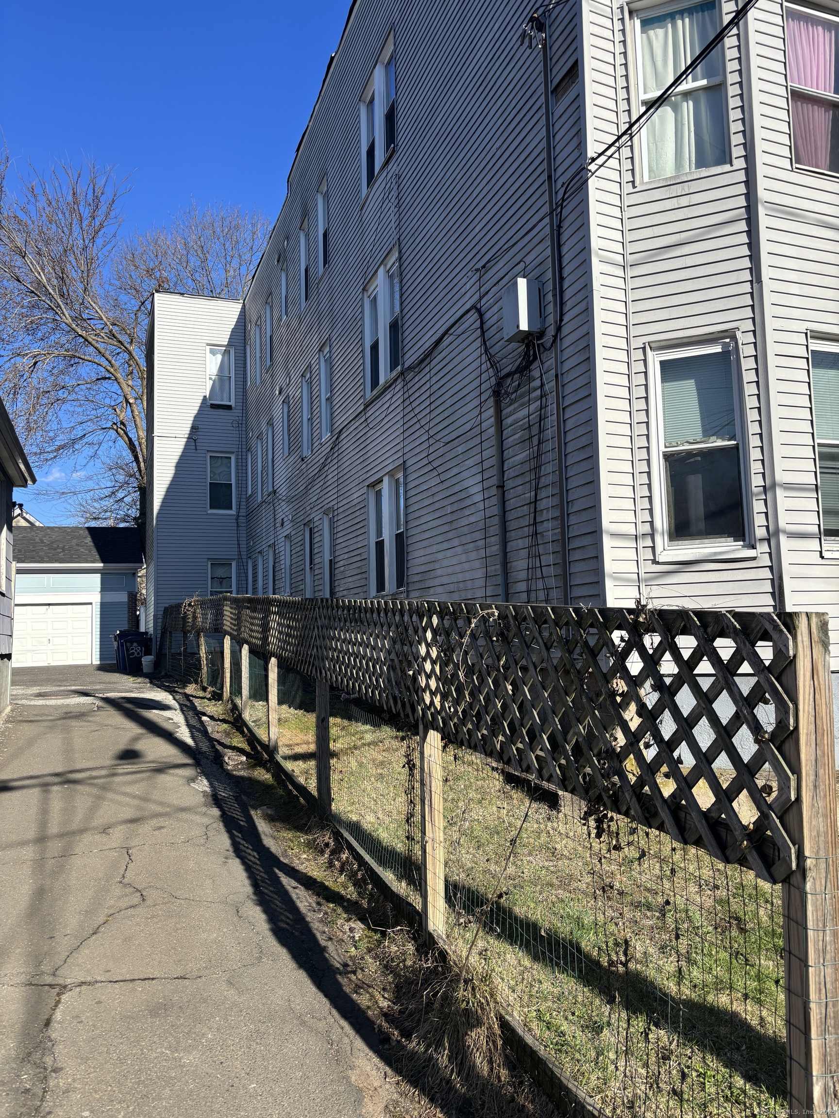 373 Blatchley Avenue New Haven CT 06513