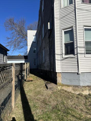 373 Blatchley Avenue New Haven CT 06513