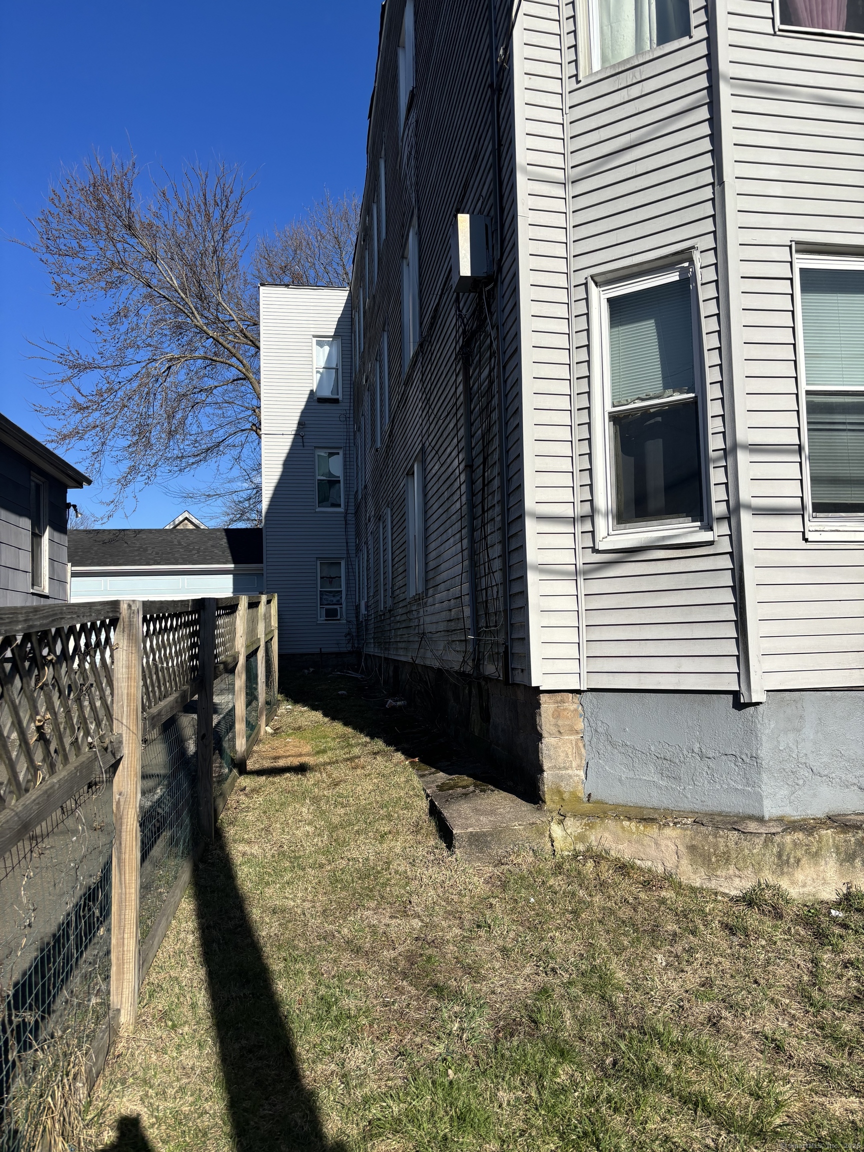 373 Blatchley Avenue New Haven CT 06513