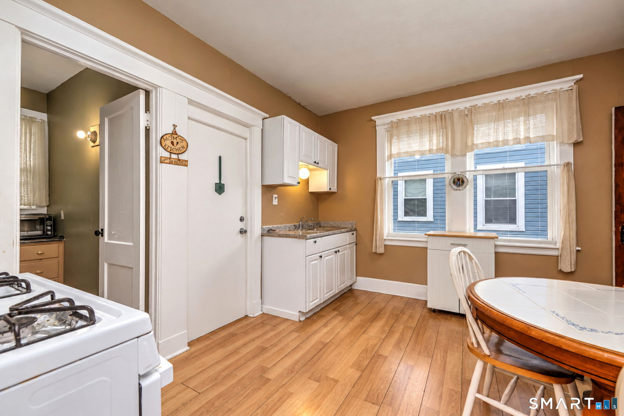 605-607 Whalley Avenue New Haven CT 06511
