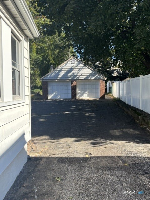 14 Louis Street North Haven CT 06473