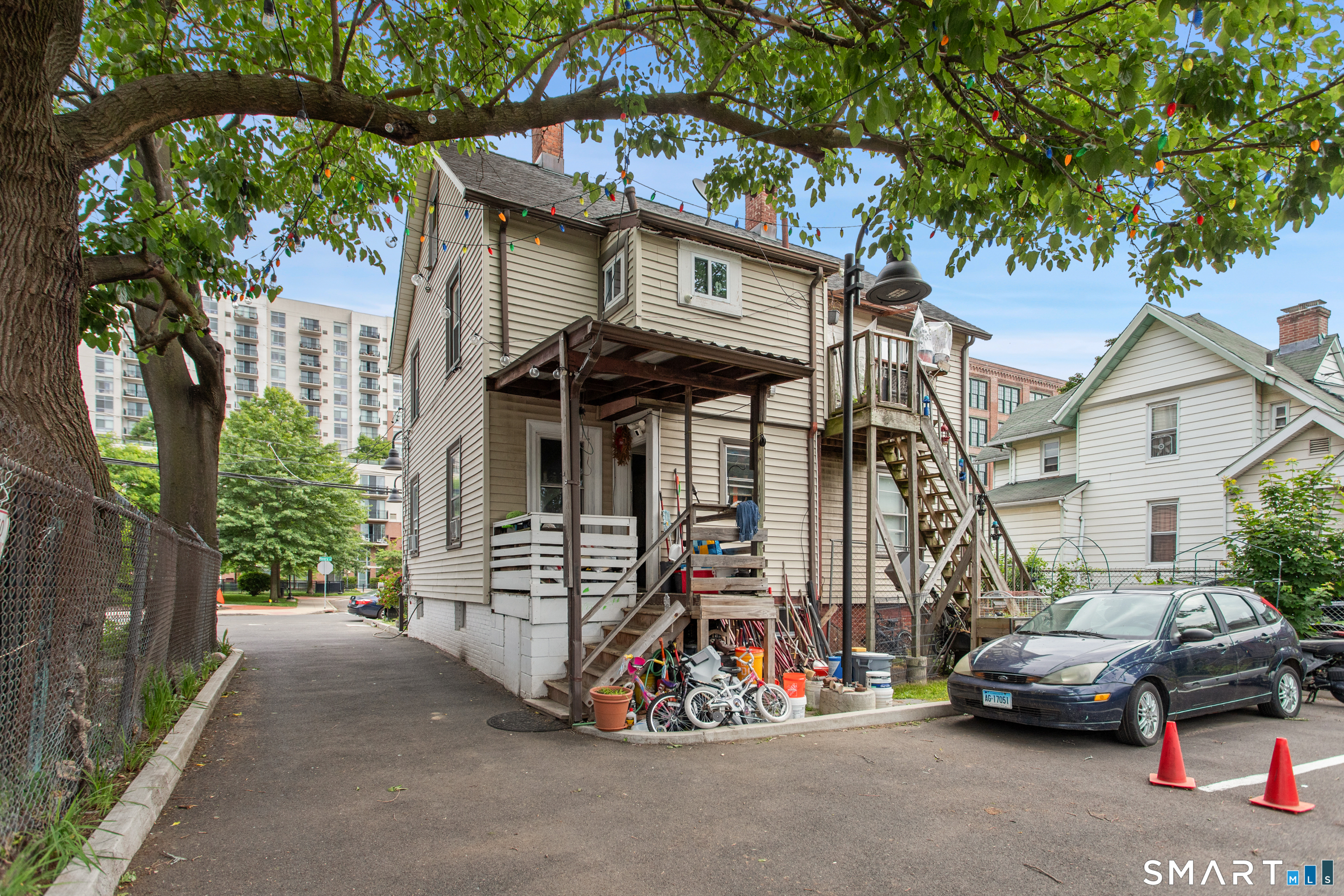 171 Henry Street Stamford CT 06902