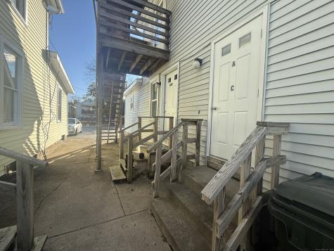 34 5TH Street Norwich CT 06360