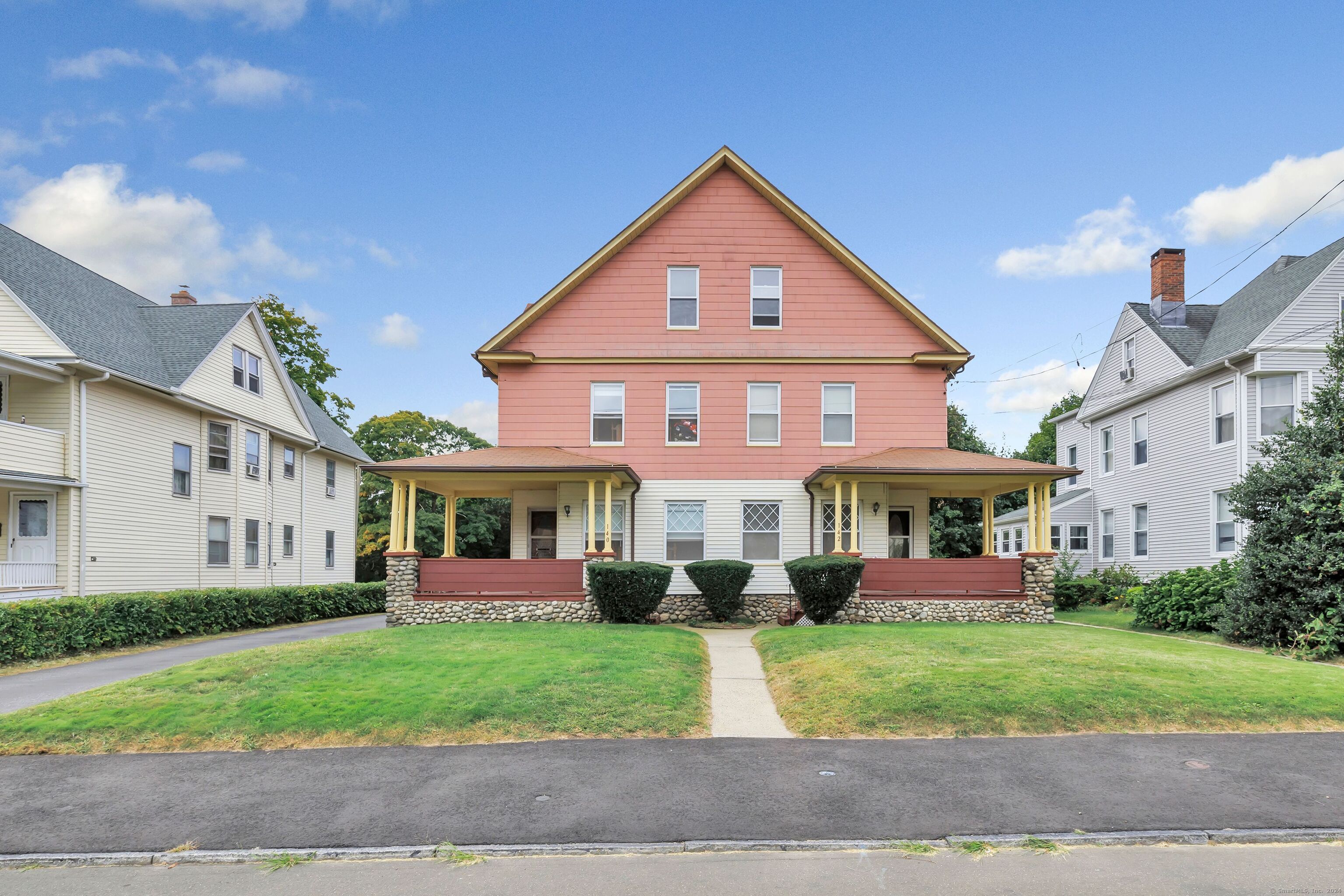 140-142 Hawthorne Avenue Derby CT 06418