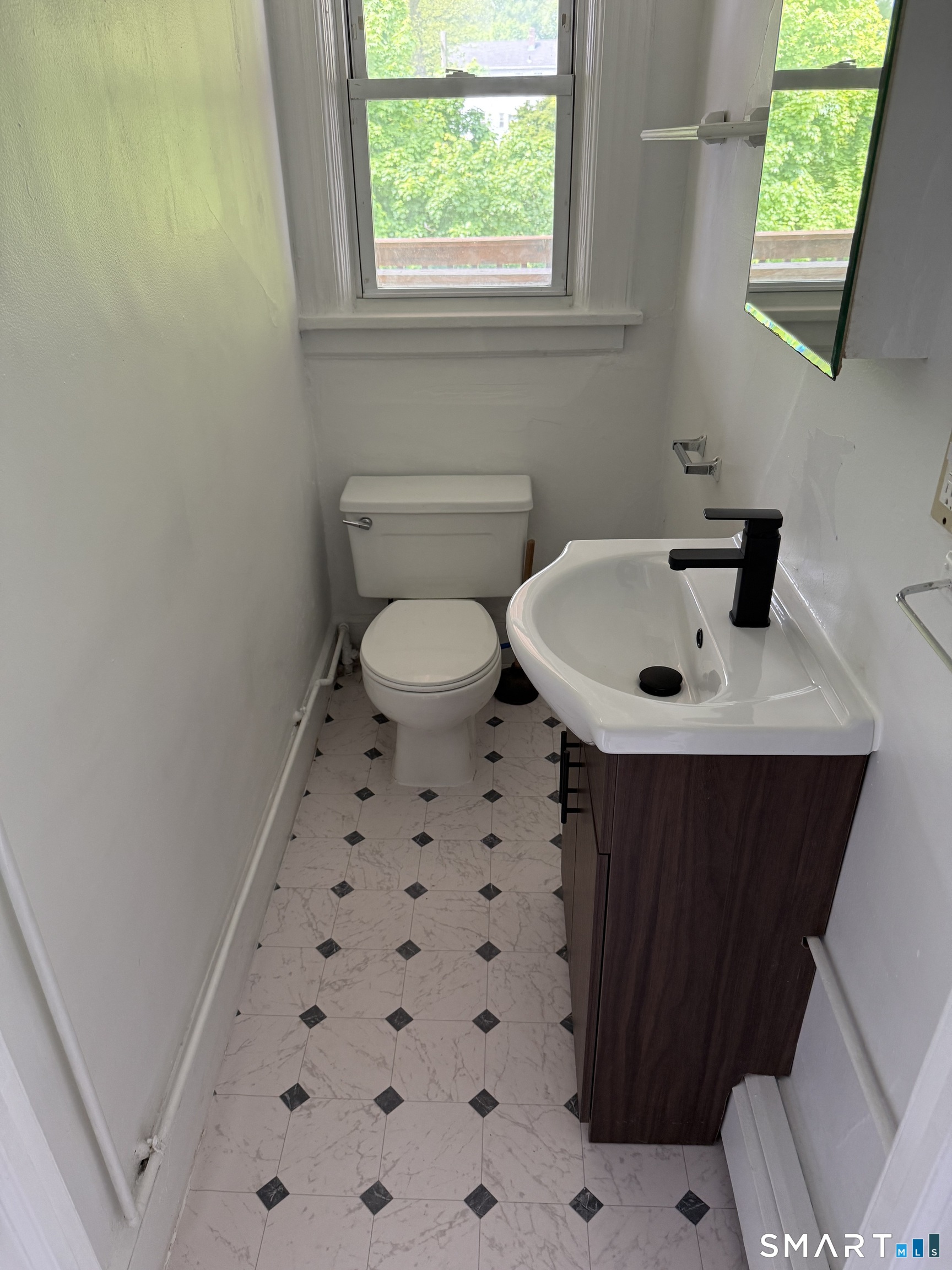 113 Seaside Avenue Stamford CT 06902